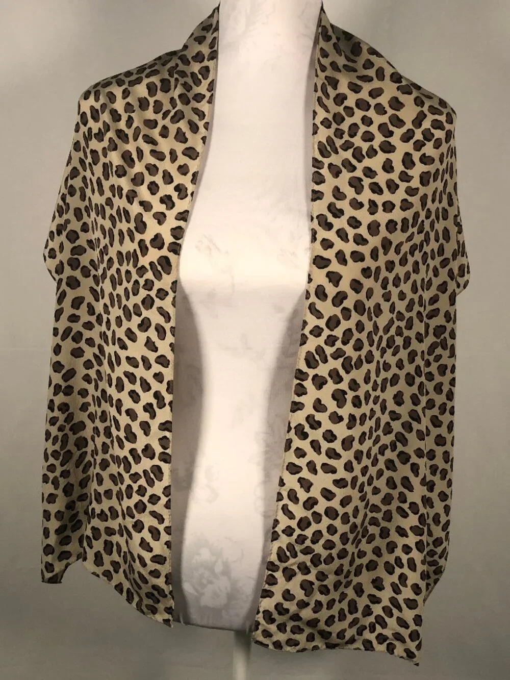 🐆 Vintage CASCA 100% Silk Leopard Print Scarf  Made in Korea | Long Rectangular
